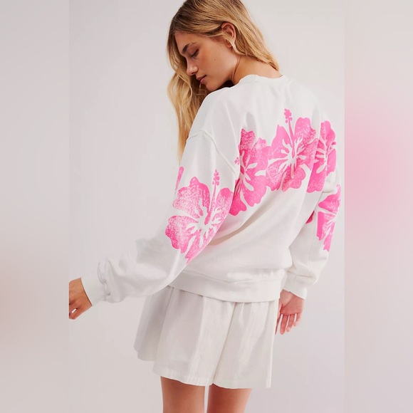 Free People x Tricia Fix Hibiscus Crew Sweatshirt Large hot pink floral Hawaiian - Picture 2 of 9